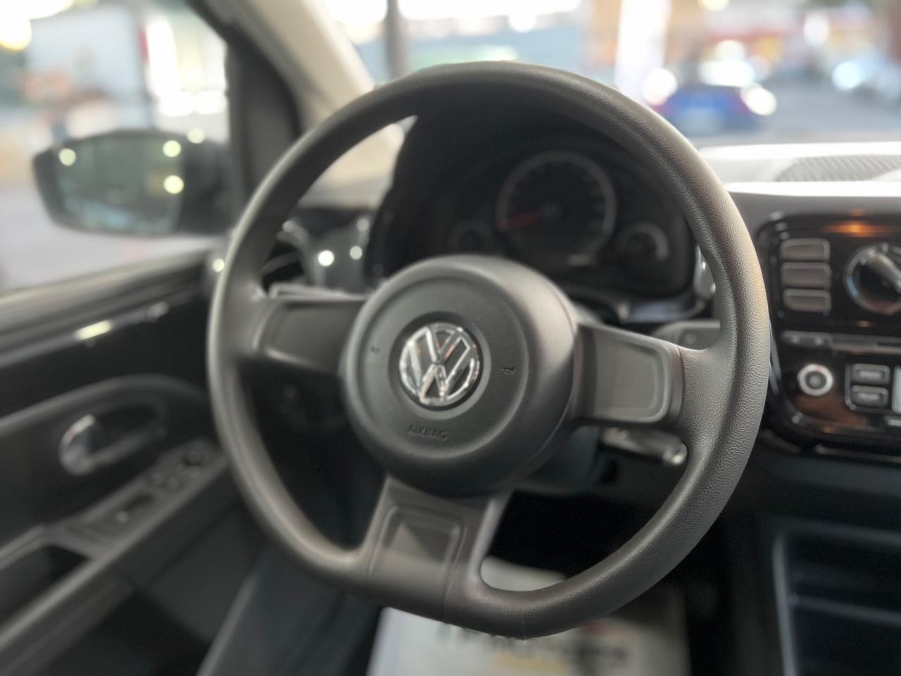 Volkswagen up! 1.0 AUTOMATICA - 2014