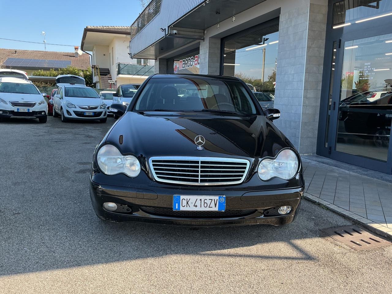 Mercedes-benz C 200 2.1 Diesel