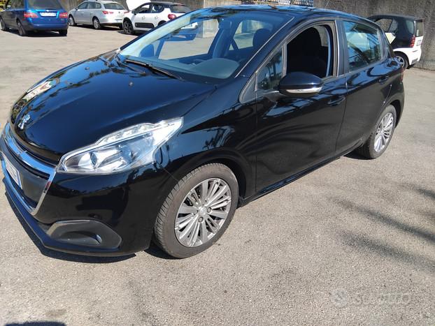 Peugeot 208 BlueHDi 100 Stop&Start 5 porte Allure