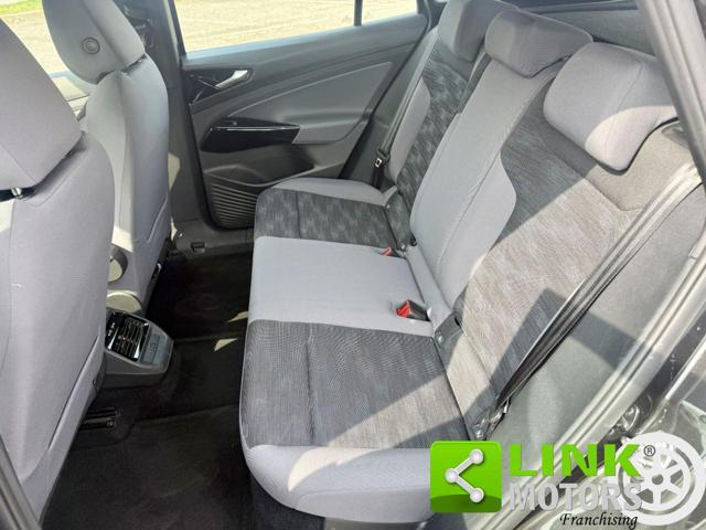 VOLKSWAGEN ID.4 Pure Performance