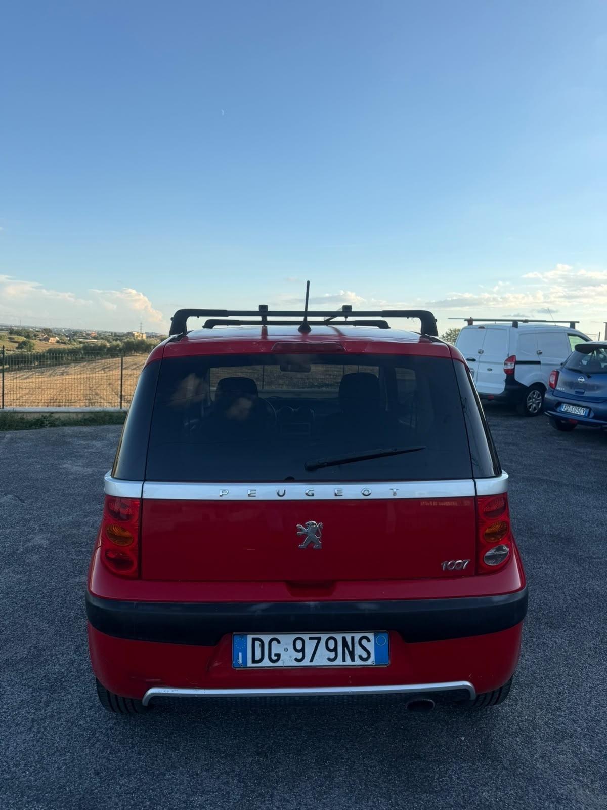 Peugeot 1007 1.4 Happy