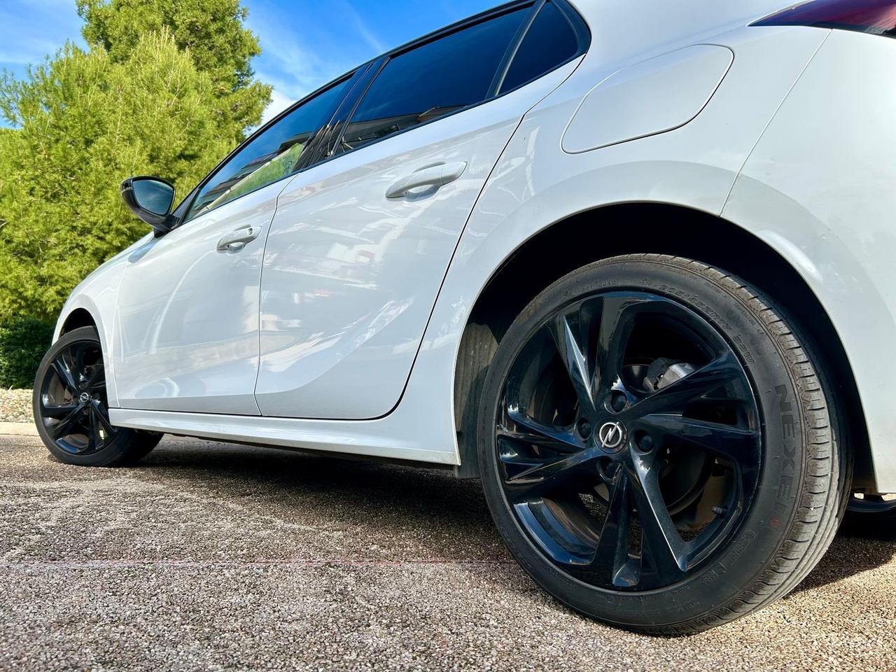 Opel Corsa 1.2 GS Line #8902