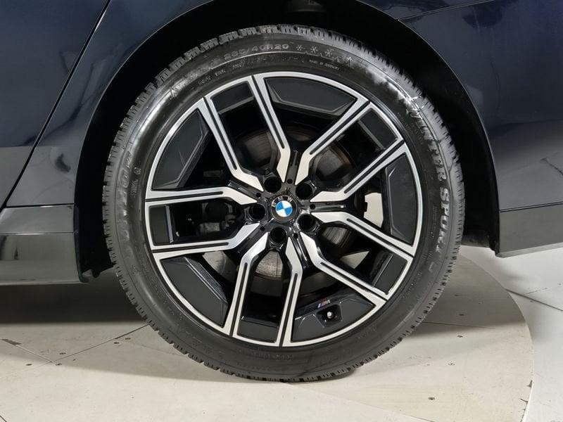 BMW Serie 7 G70 2022 740d mhev xdrive MSport auto