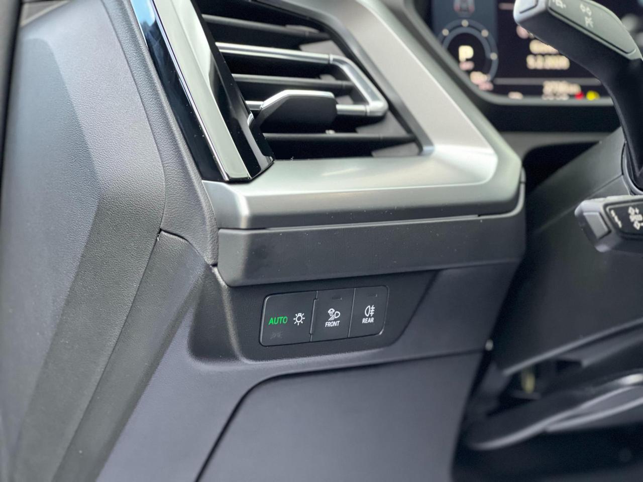 Audi Q4 e-tron 45 S line edition quattro 286cv