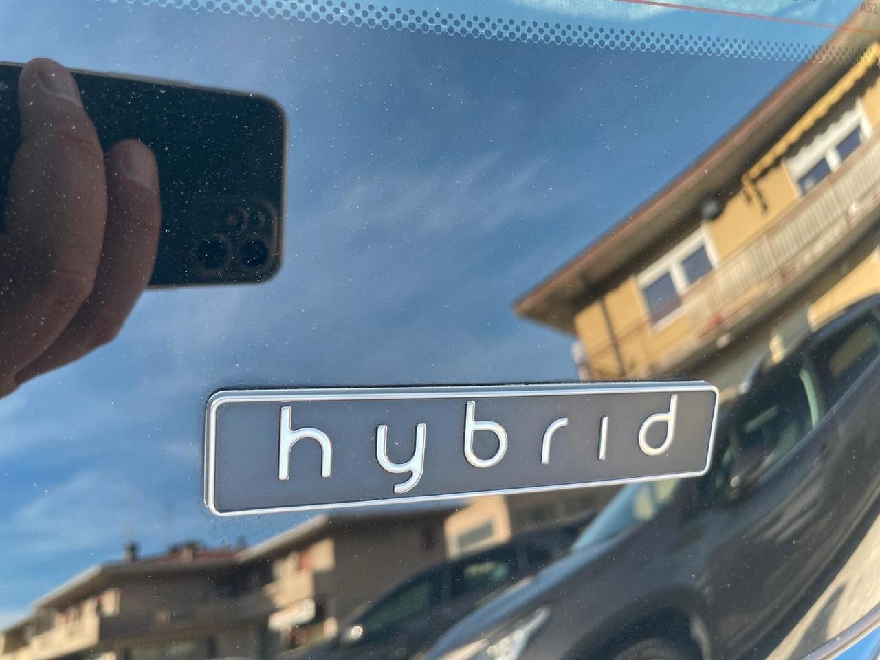 Lancia Ypsilon 1.0 Hybrid Ecochic Siler