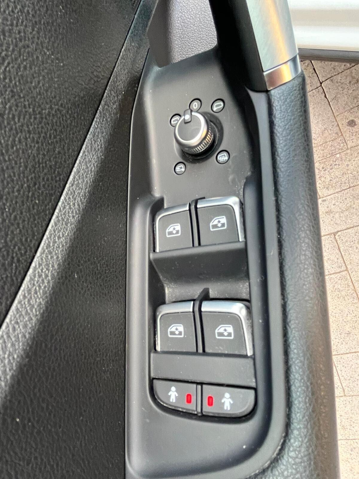 Audi Q2 30 TDI Edition S-LINE ESTERNO