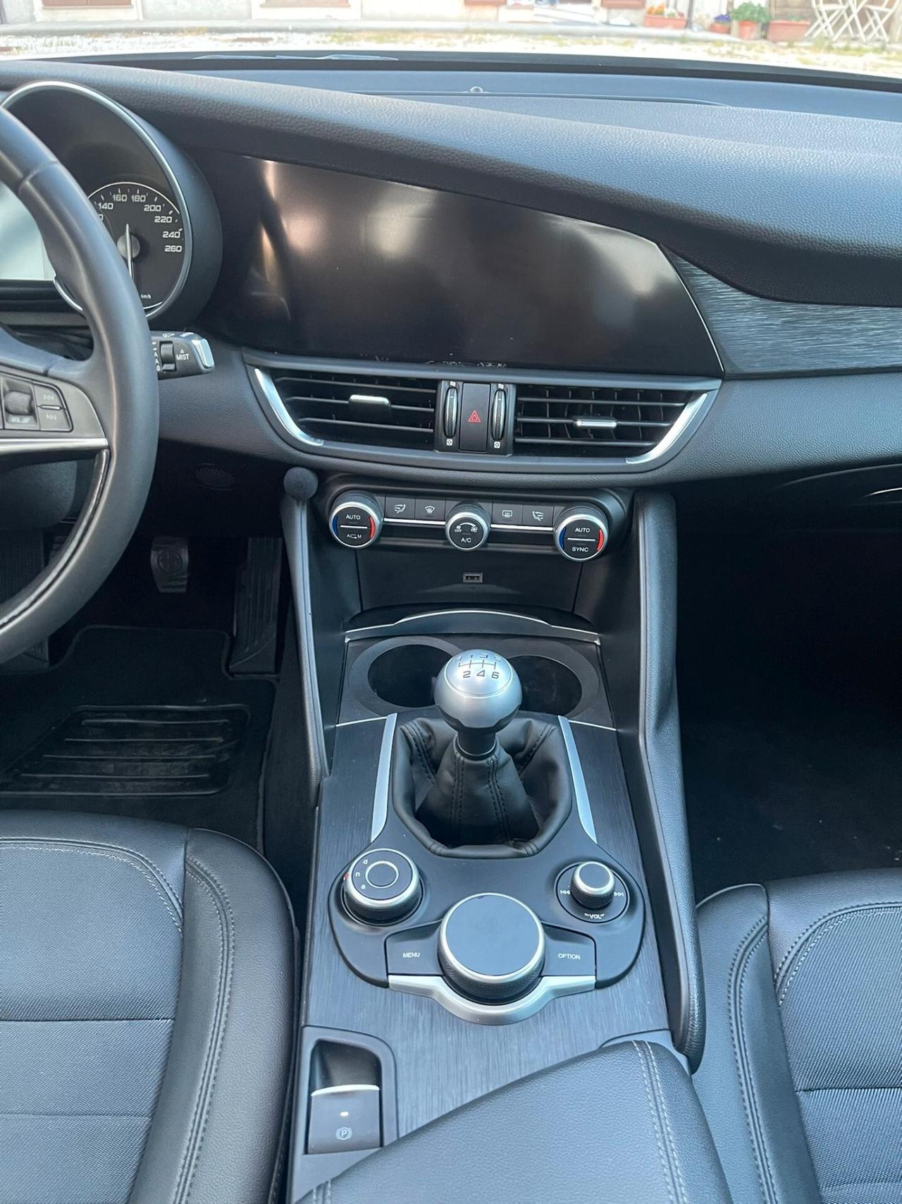 Alfa Romeo Giulia 2.2 Turbodiesel 150 CV
