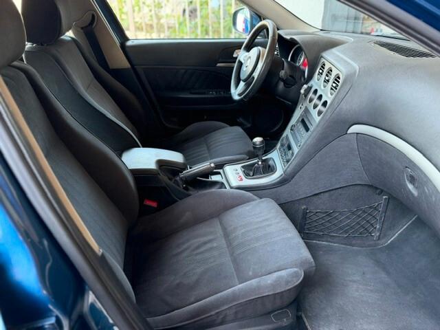 Alfa Romeo 159 1.9 JTDm Sportwagon Distinctive