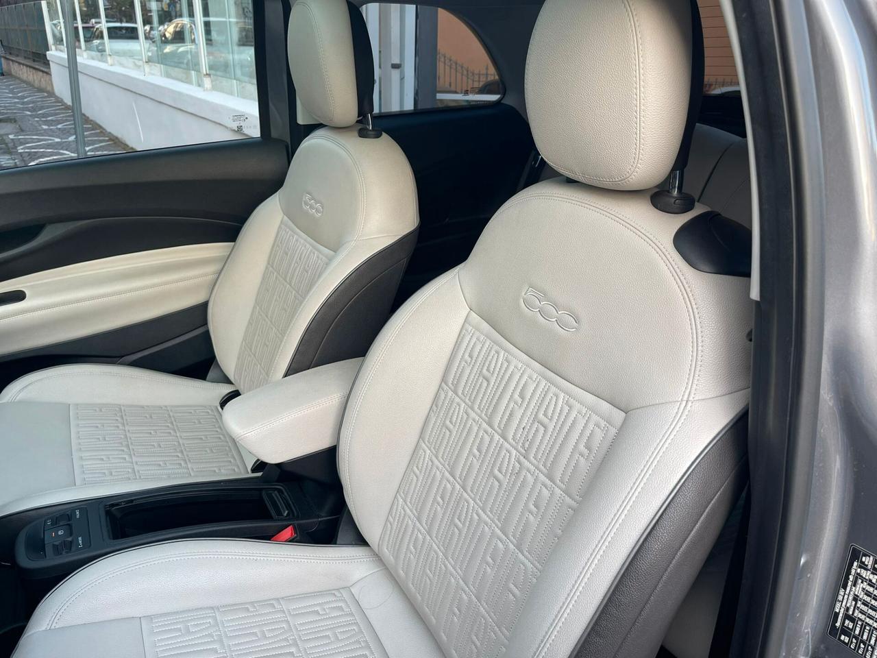 Fiat 500 500e Berlina 42 kWh La Prima by Bocelli