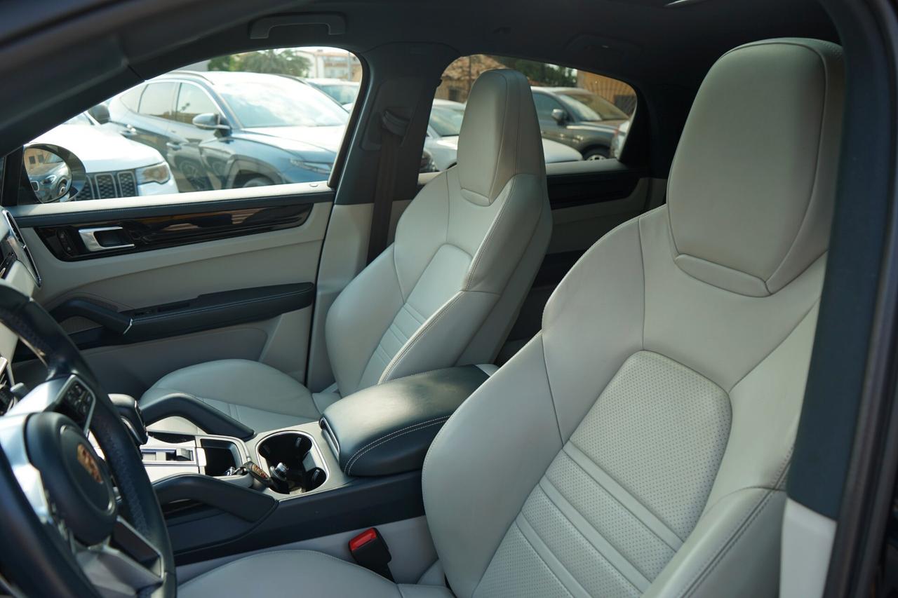 Porsche Cayenne Coupé 3.0 V6 E-Hybrid