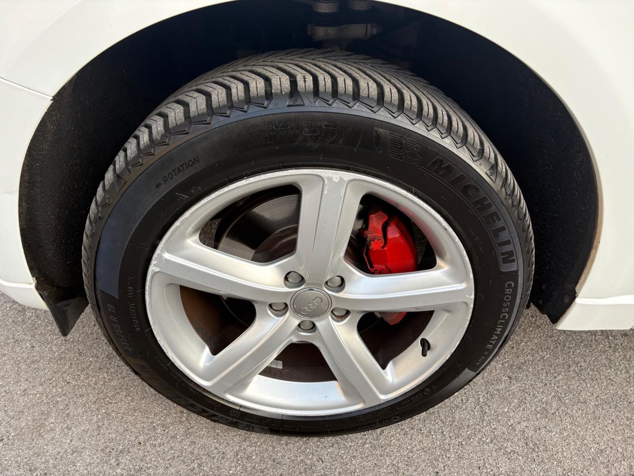 Audi.Q5 .3.0 tdi v6 S line quattro pronta al uso