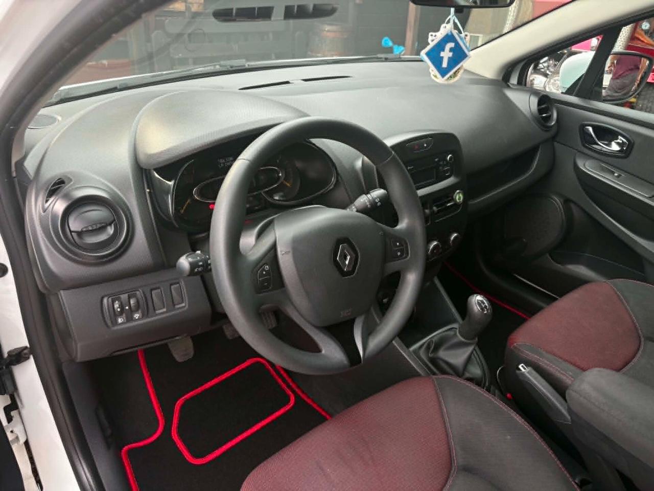 Renault Clio 1.2 75CV 5 porte Costume National