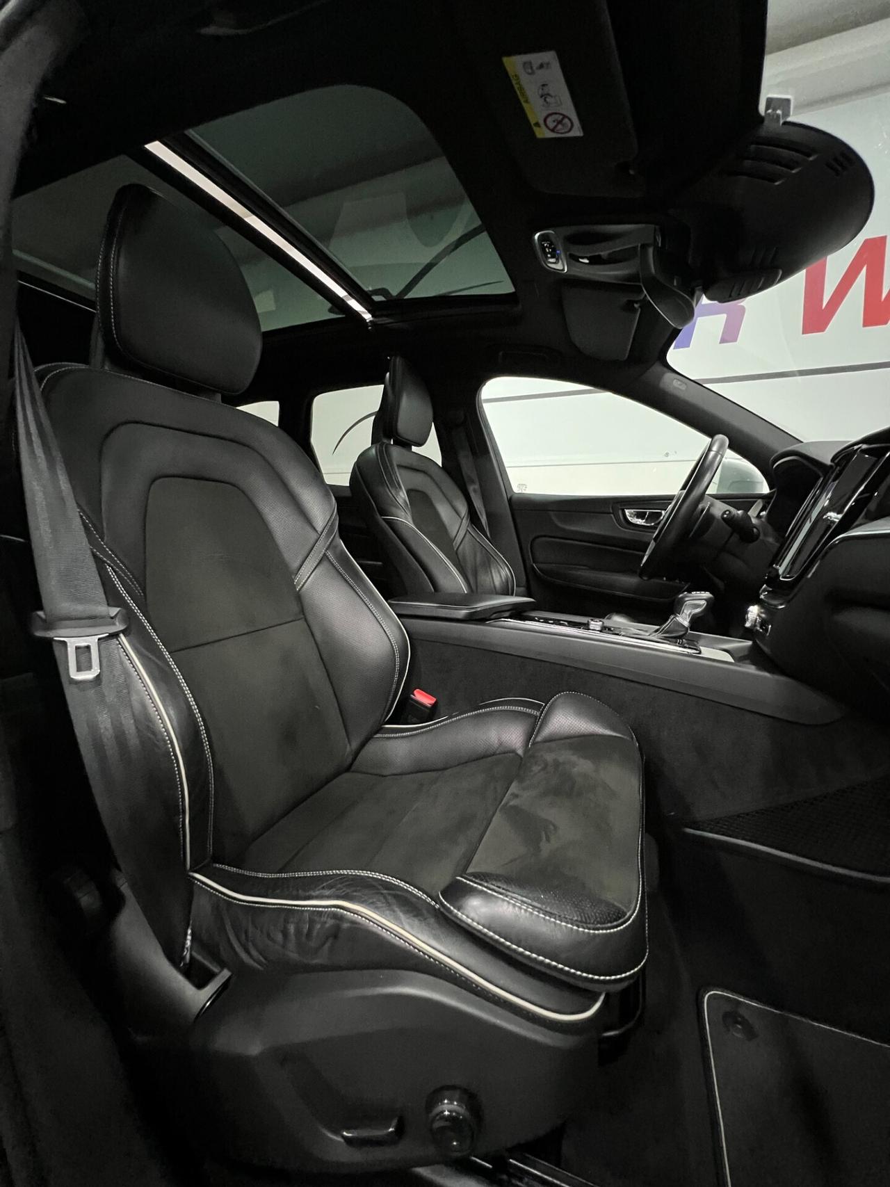 Volvo XC60 2.0 d4 R-Design awd geartronic 190 cv
