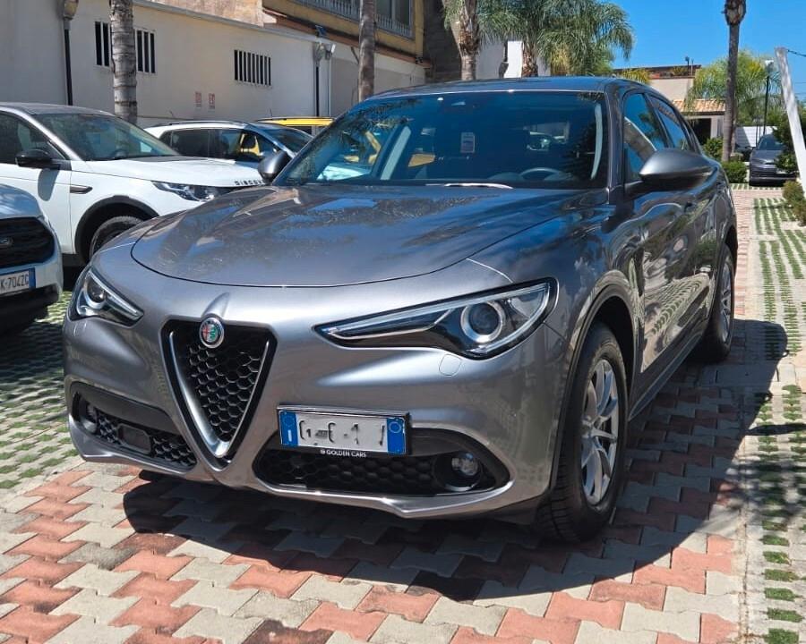 Alfa Romeo Stelvio 2.2 t Business Q4 190V auto Led Uff Italy Nav USB