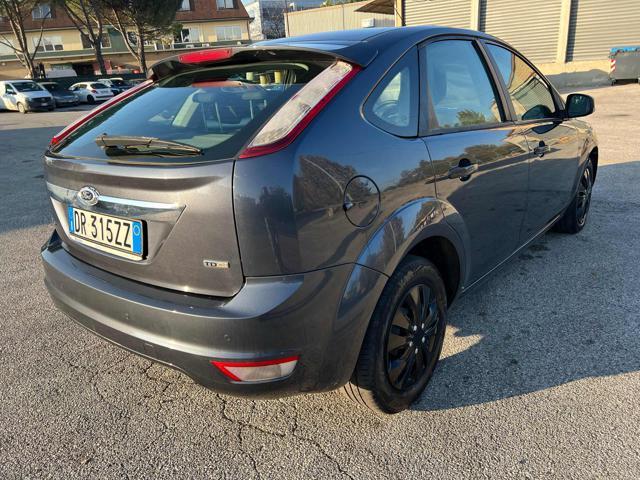 FORD Focus 1.6 TDCi (90CV) neopatentati Bellissima