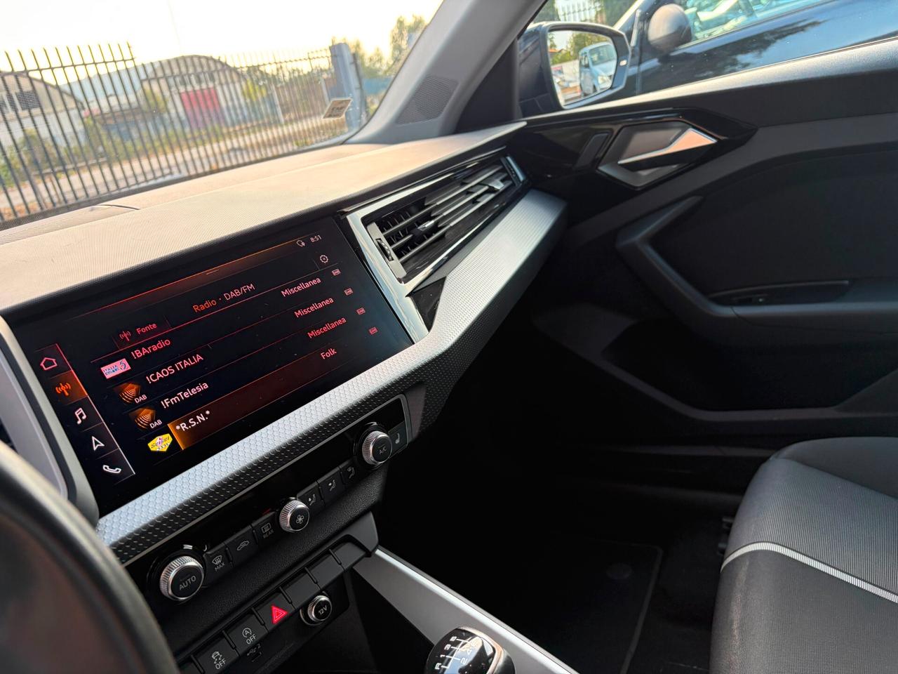 Audi A1 citycarver 30 TFSI Identity Contrast