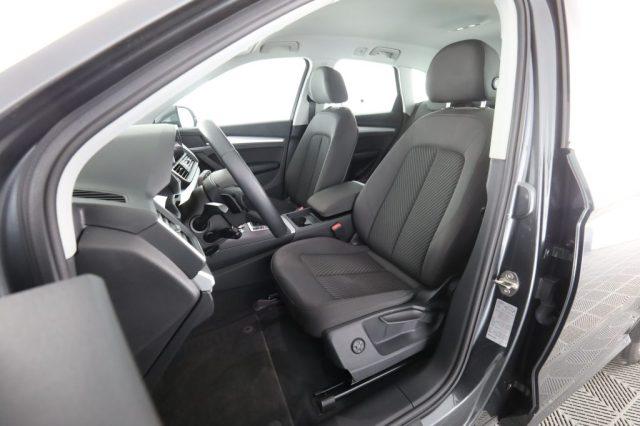 AUDI Q5 Q5 40 TDI quattro S tronic Business