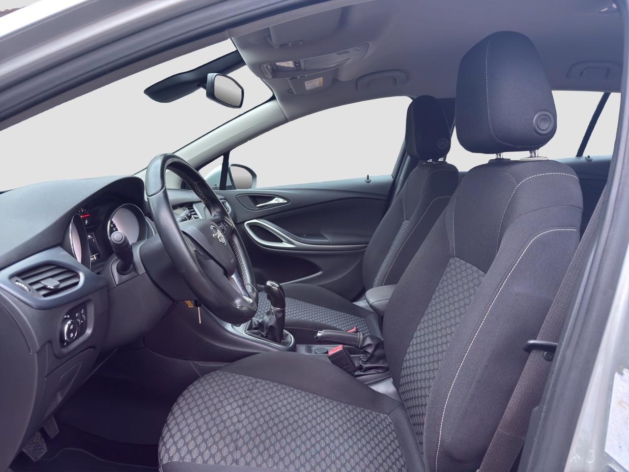 Opel Astra 1.6 CDTi 5 porte Business