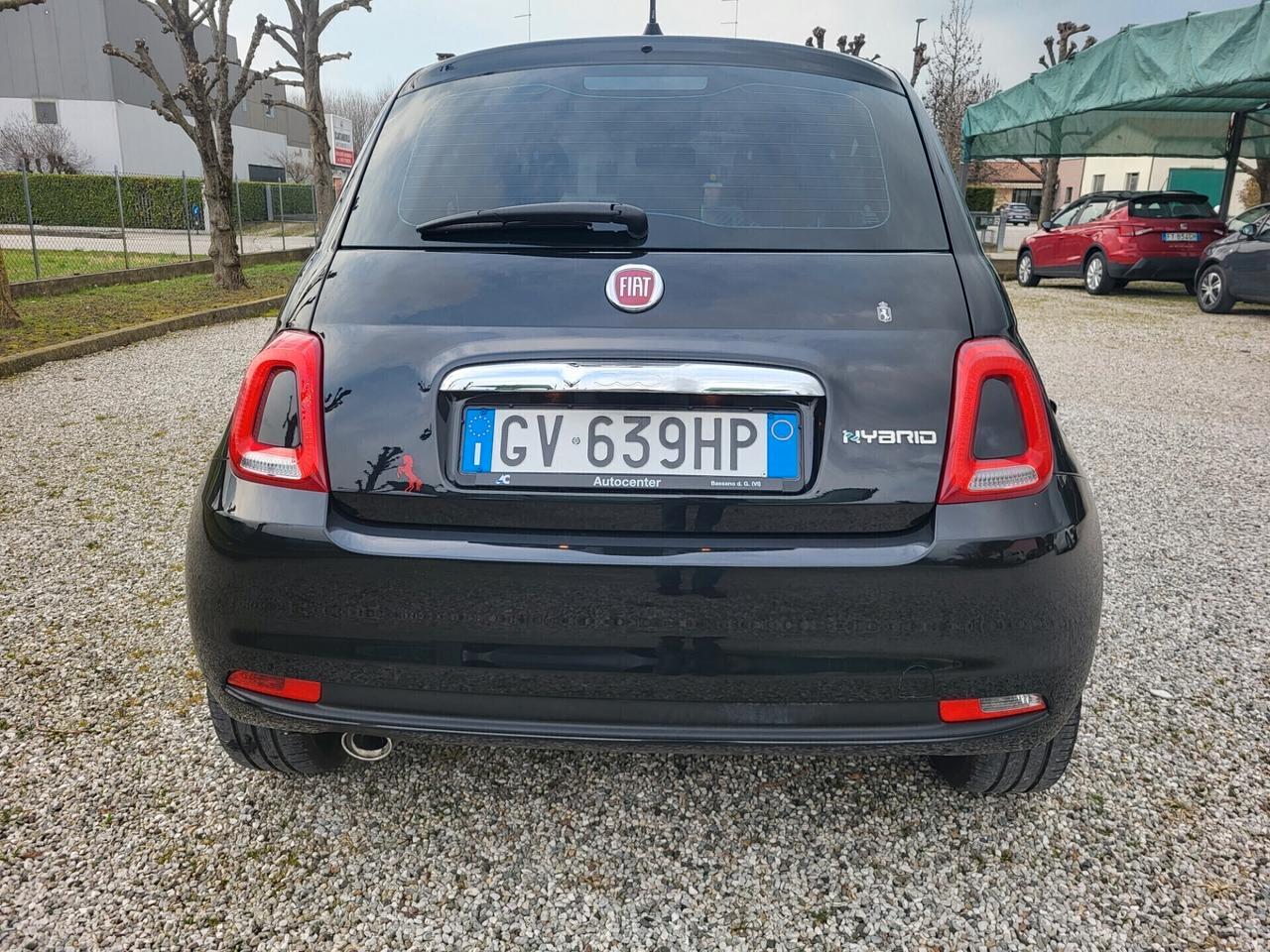 Fiat 500 1.0 Hybrid con solo 12000 km come nuova!