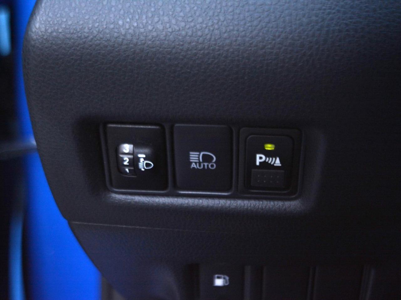 Toyota C-HR 1.8 hybrid business e-cvt