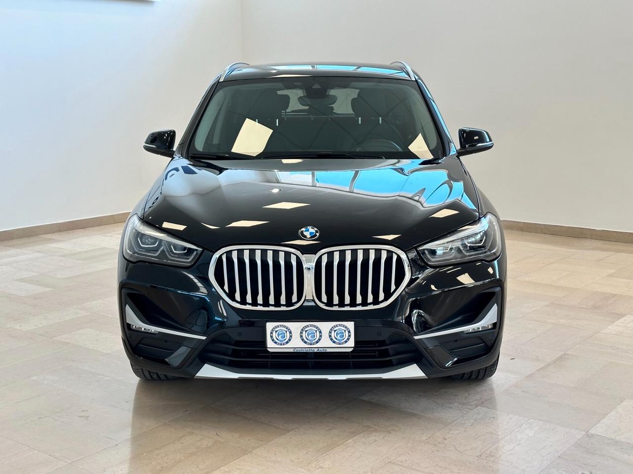 BMW X1 sdrive18d X-LINE auto