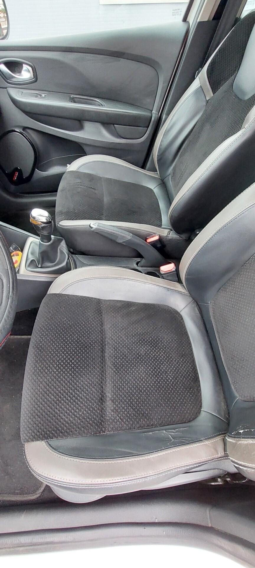 CLIO 1,5 DIESEL 90 CV DUEL NAVIGATORE LED CRUISE SENSORI X NEOPATENTATI IMPECCABILE