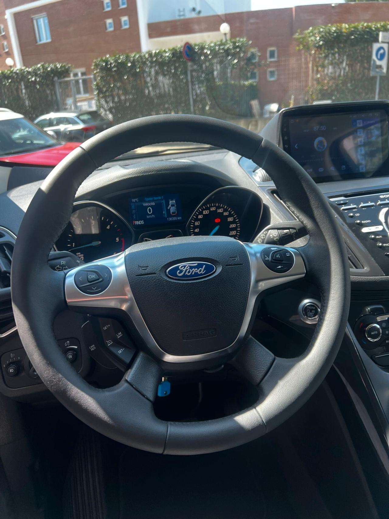 Ford Kuga 2.0 TDCI 150 CV S&S 2WD Titanium