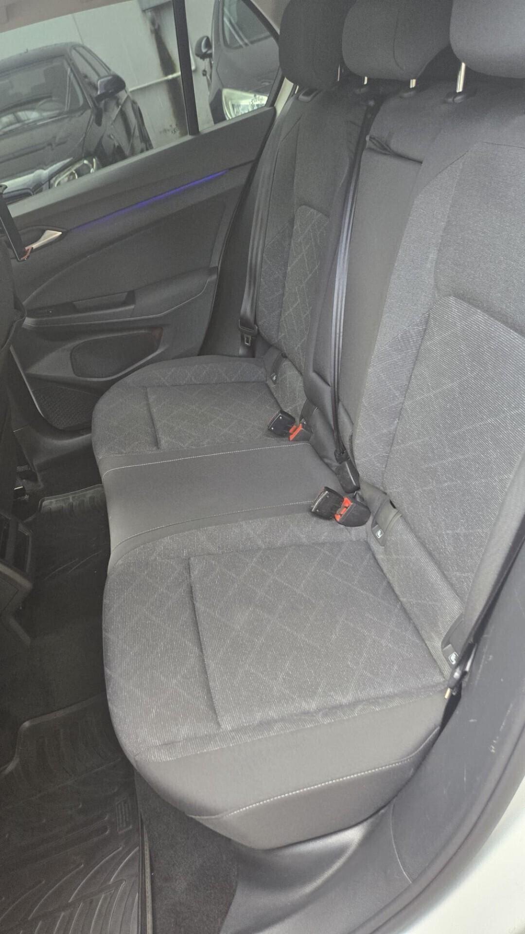 Volkswagen Golf 2.0 TDI SCR Style Neopatentati