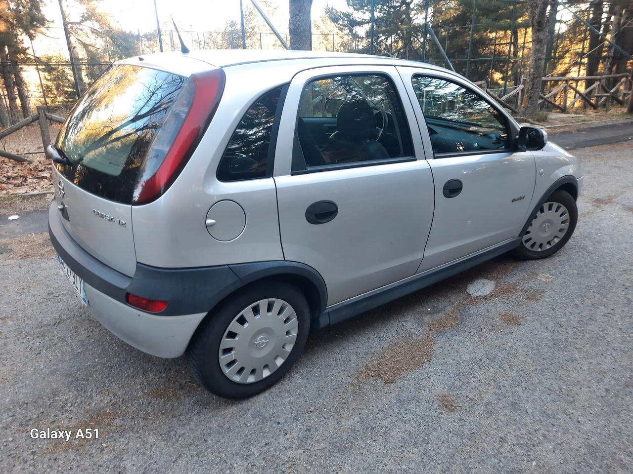 OPEL CORSA 1.2 BENZINA ANNO 2002 KM 122000