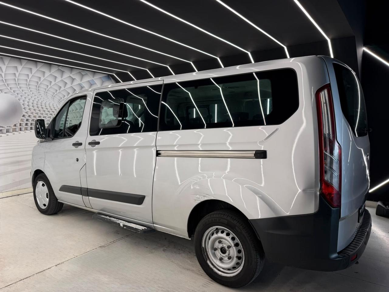 Ford Tourneo Custom 2.0 TDCi 130CV -KM CERTIFICATI-PERMUTE-12 MESI GARANZIA