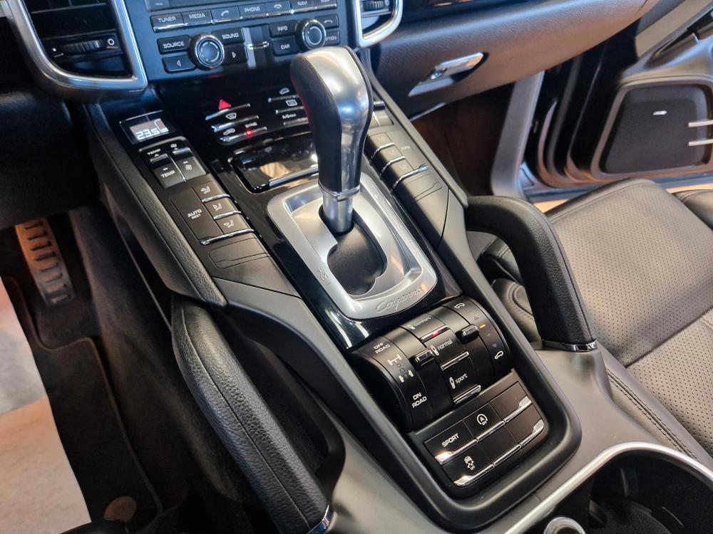 Porsche Cayenne 3.0 V6 tdi Platinum Edition 245cv tiptronic