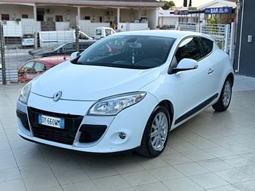 Renault Megane Mégane Coupé 1.5 dCi 110CV Luxe