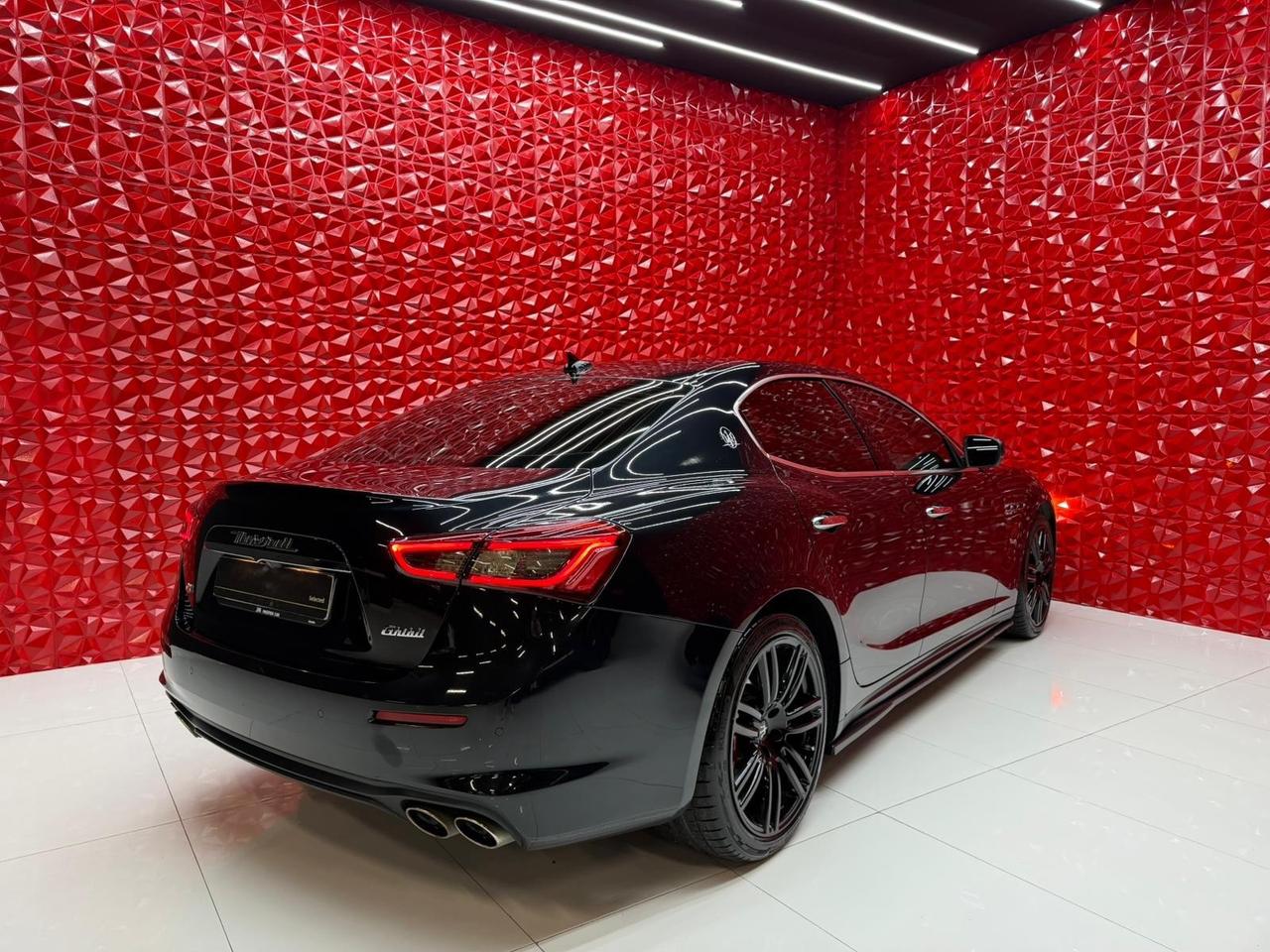 Maserati Ghibli V6 Granlusso 349Cv UNICO PROPRIETARIO