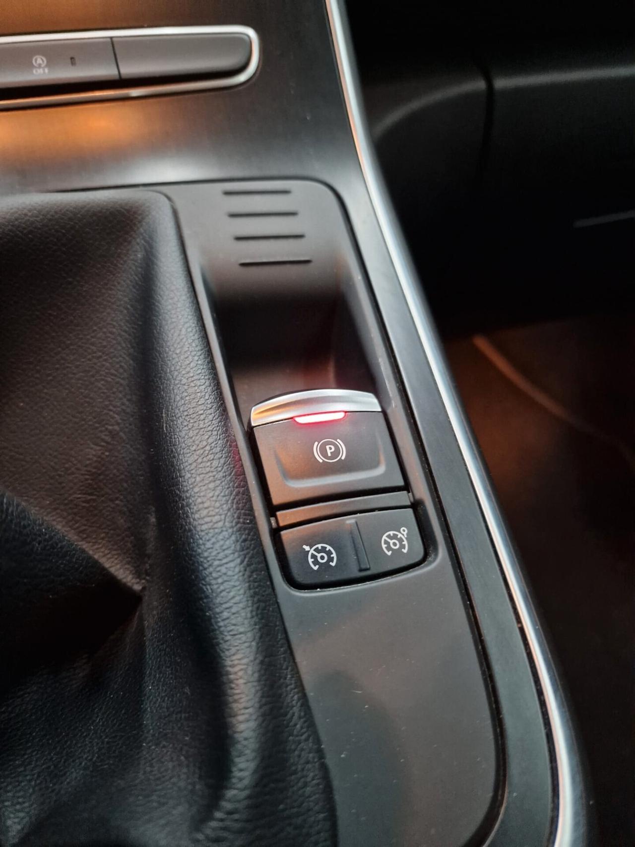 Renault Scénic 1.5 dCi 8V 110 CV Energy Sport Edition2