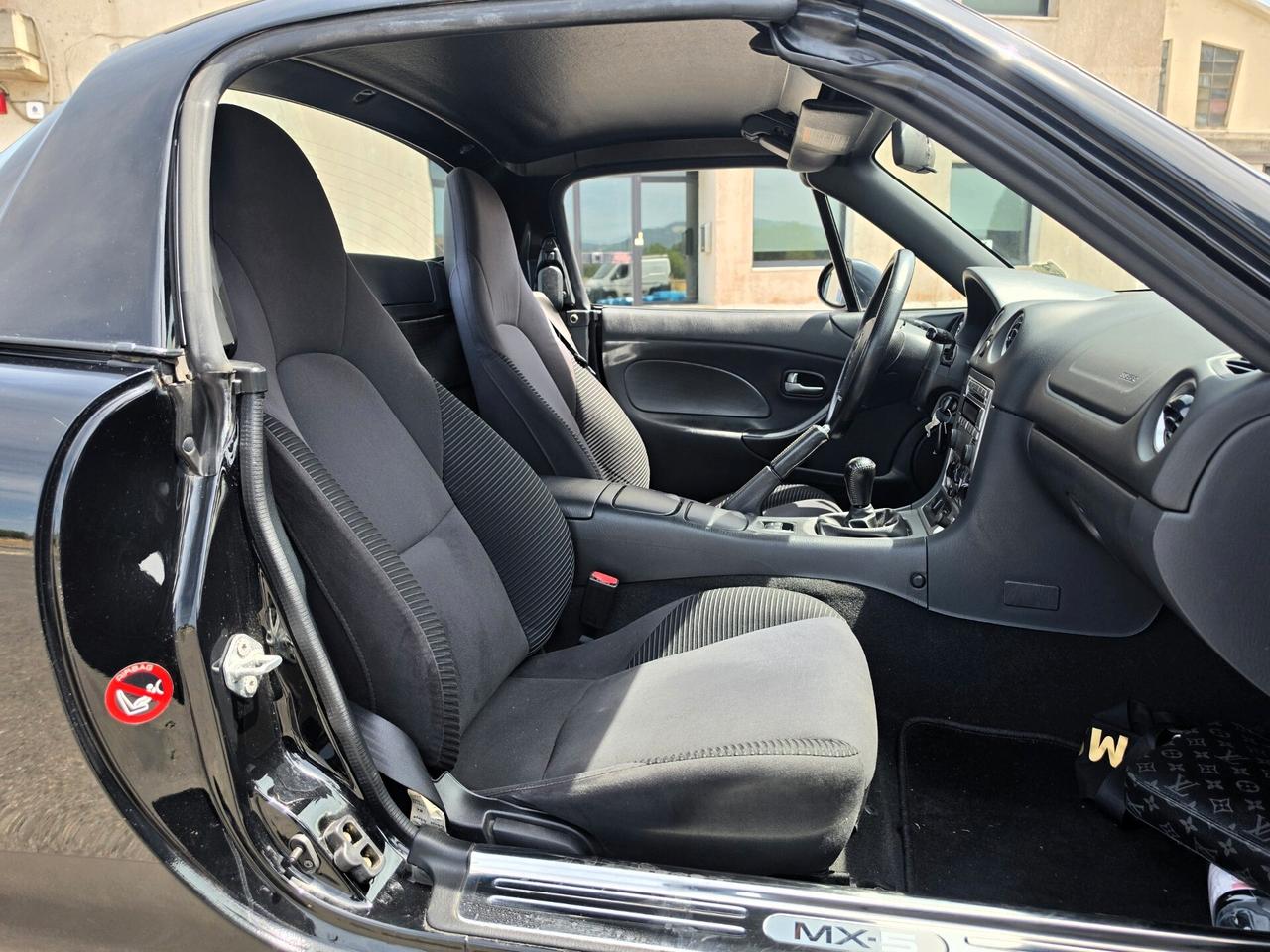 Mazda MX5 NBFL 1.6 HARD TOP