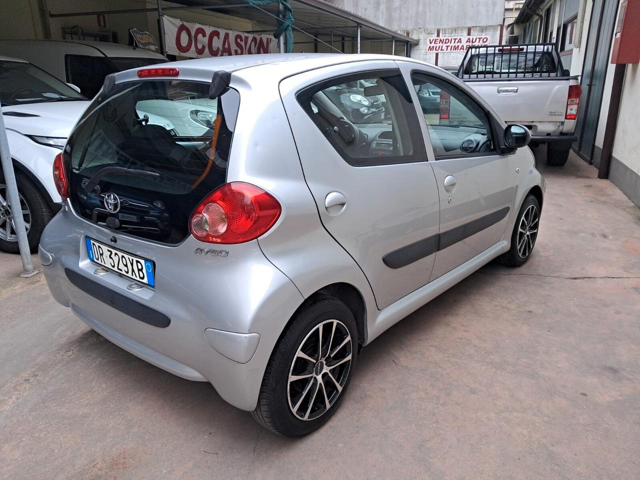 Toyota Aygo 1.4 turbodiesel 5 porte Sol