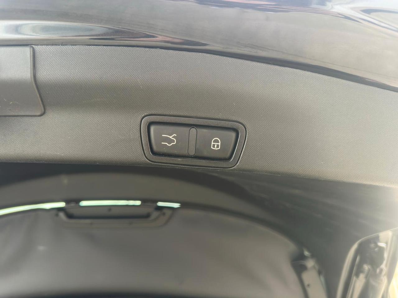 Alfa Romeo Stelvio 2.2 Turbodiesel 160 CV AT8 RWD Sport-Tech