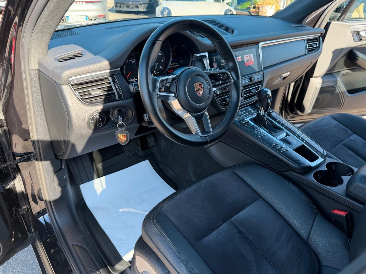 Porsche Macan 2.0 /NAVI/21"/CARPLAY/LED/KM DOC