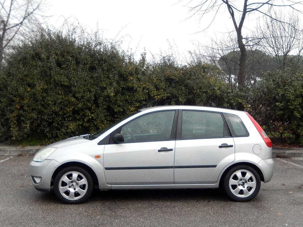 FORD FIESTA V 1.2 impianto GPL - BOMBOLA NUOVA