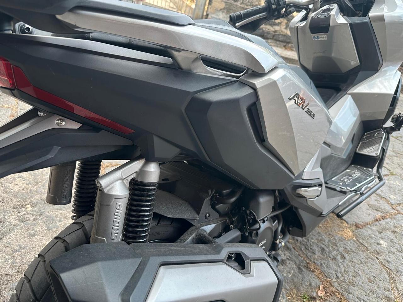 Honda ADV 350