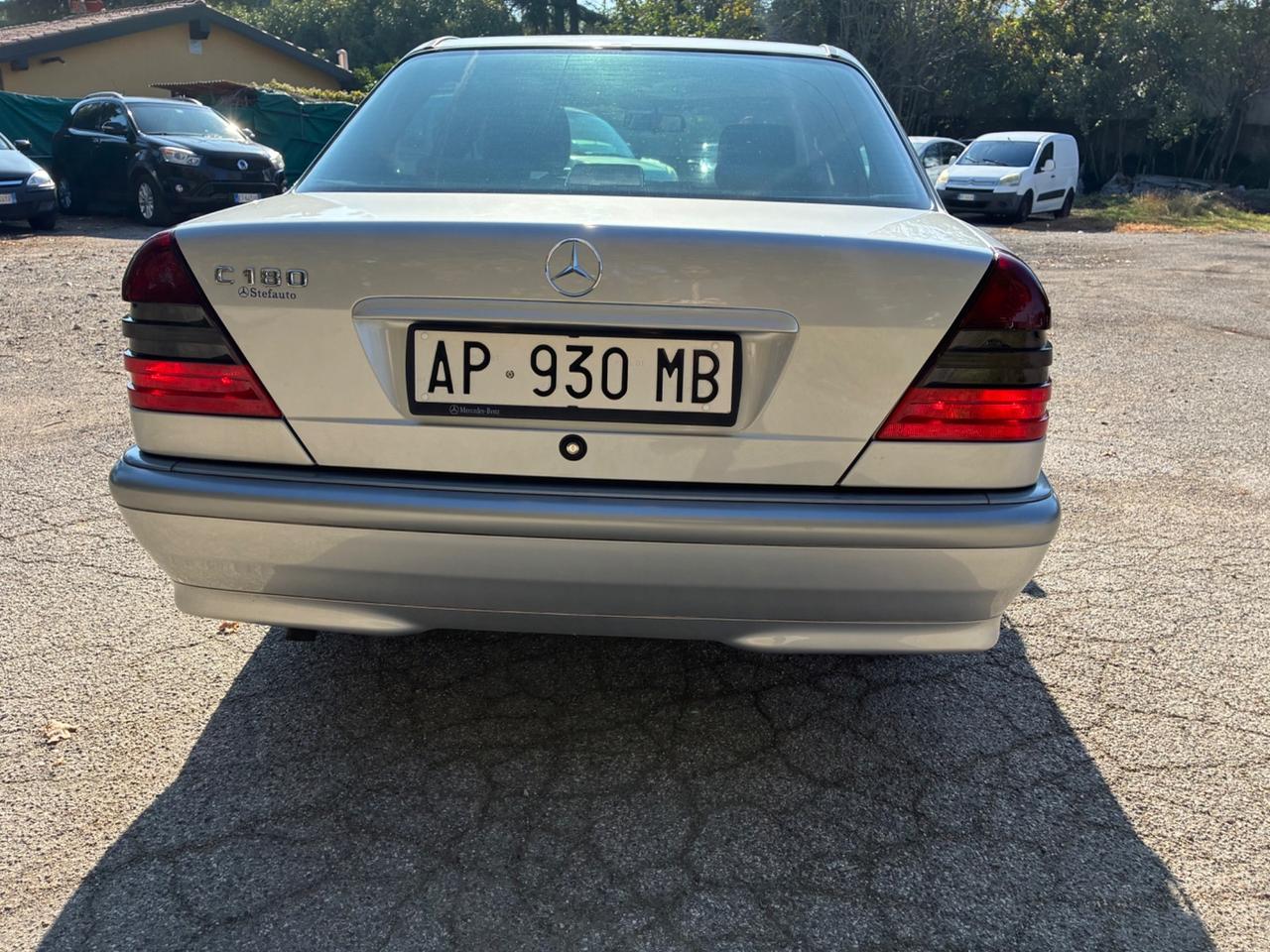 Mercedes-benz C 180 benzina 24.000 km pari nuovo