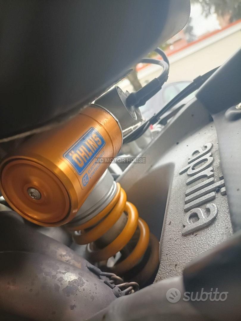 Aprilia tuono 1100 v4 factory +0maggi0 casco+rate