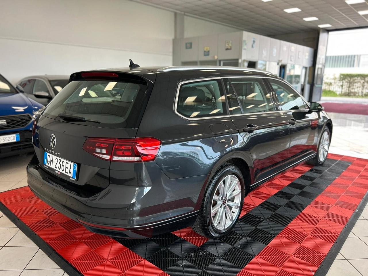 Volkswagen Passat Variant 2.0 TDI SCR EVO DSG Business