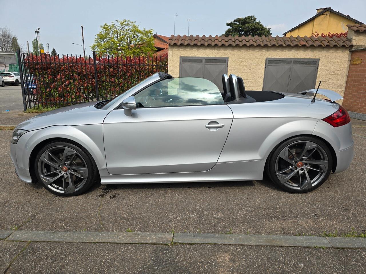 Audi TTS Roadster 2.0 tfsi quattro 272cv C. MANUALE