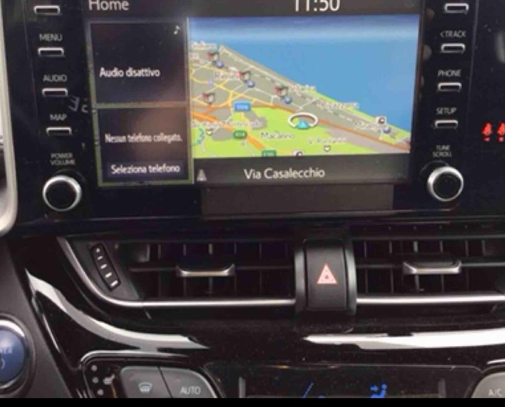 Toyota C-HR 1.8 Hybrid E-CVT Lounge