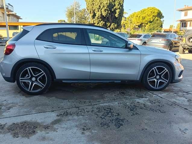 Mercedes-Benz GLA 220 d 4matic PREMIUM 177cv auto