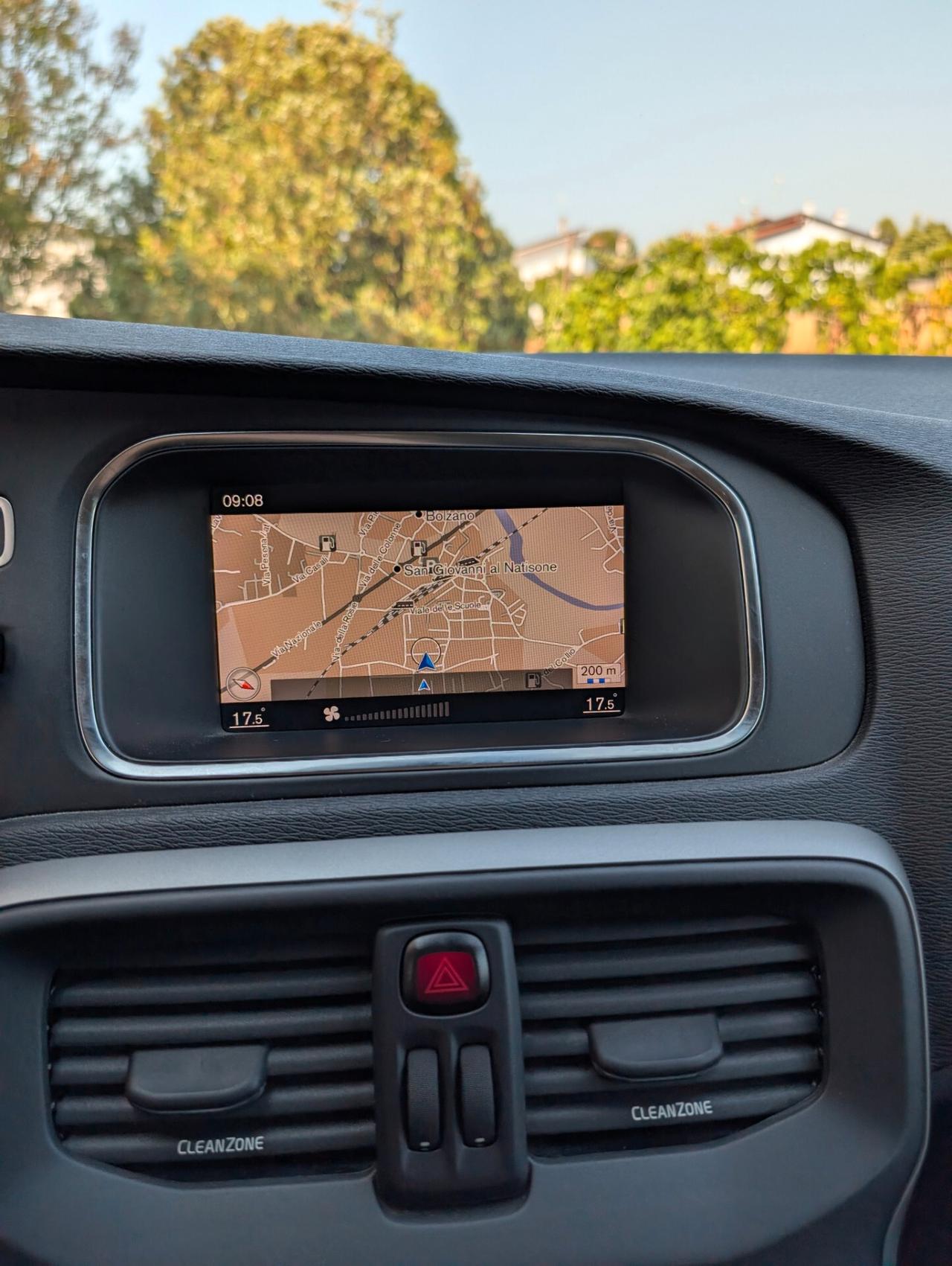 Volvo V40 D2 Momentum