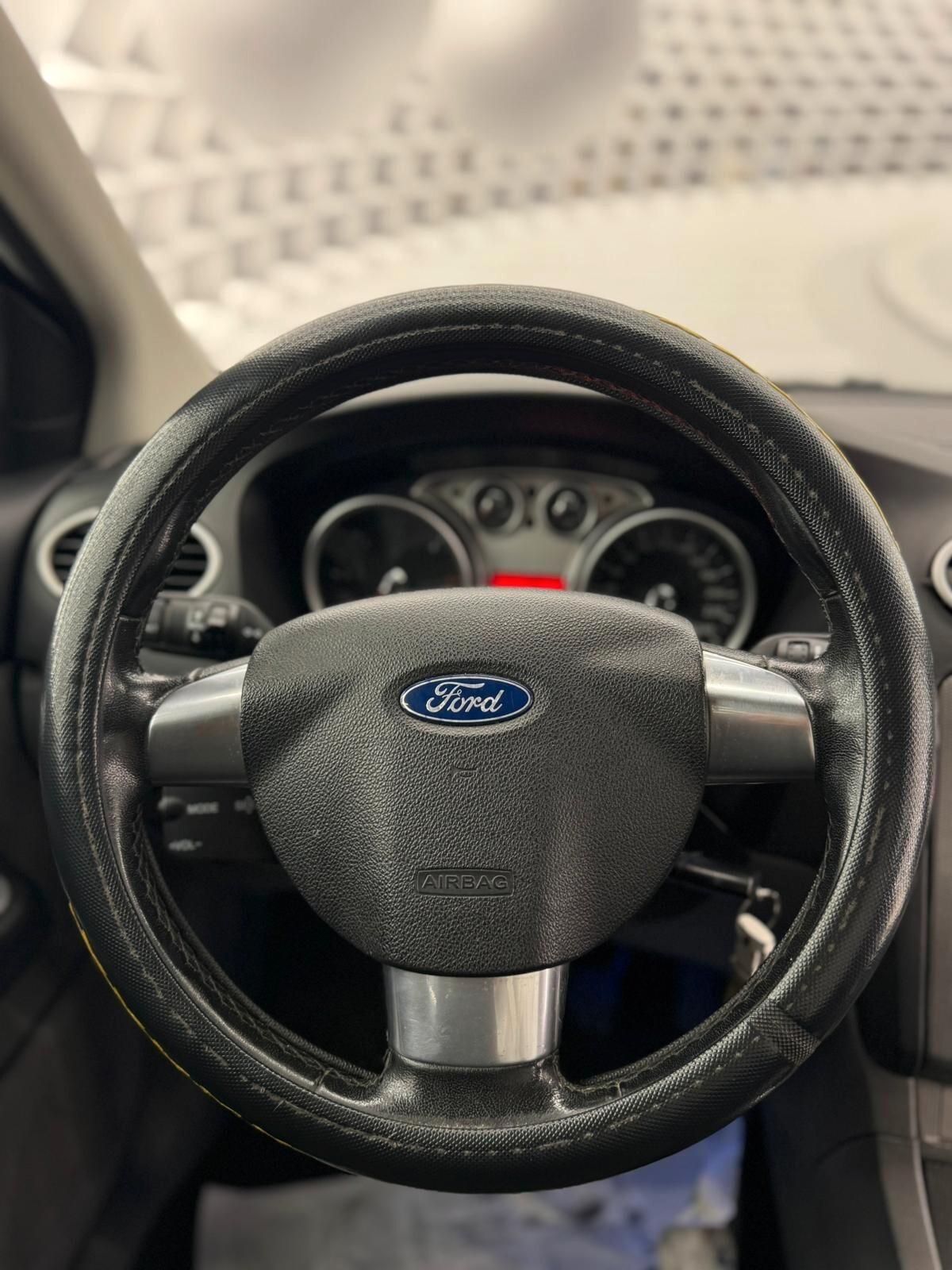 Ford Focus 1.6 TDCi (90CV) - KM CERTIFICATI