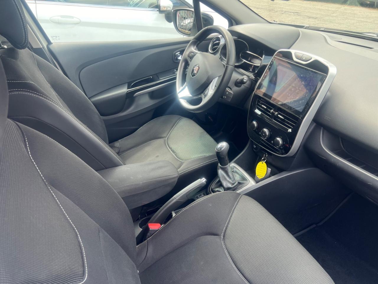 Renault Clio 1.5 dCi 8V 75CV 5 porte Costume National