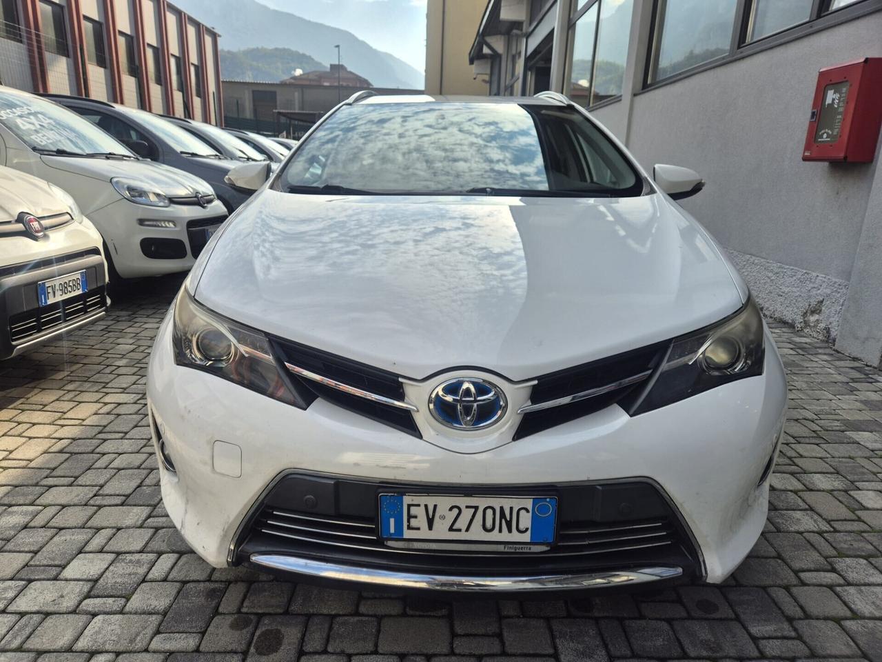Toyota Auris Touring Sports 1.8 Hybrid Active 100CV